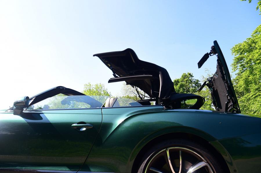 Детали экстерьера Bentley Continental GT Convertible First Edition 2019 года  (UK) (фото 11 из 22)